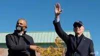 Mantan presiden Amerika Serikat Barack Obama berkampanye dengan calon presiden dari Partai Demokrat Joe Biden di Flint, Michigan, pada 31 Oktober 2020. (Foto: AFP / Jim Watson)