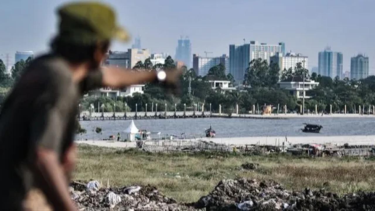 Sebagai informasi, kawasan pulau reklamasi PIK merupakan kawasan yang terletak di antara dua provinsi, yakni Provinsi DKI Jakarta dan Provinsi Banten.