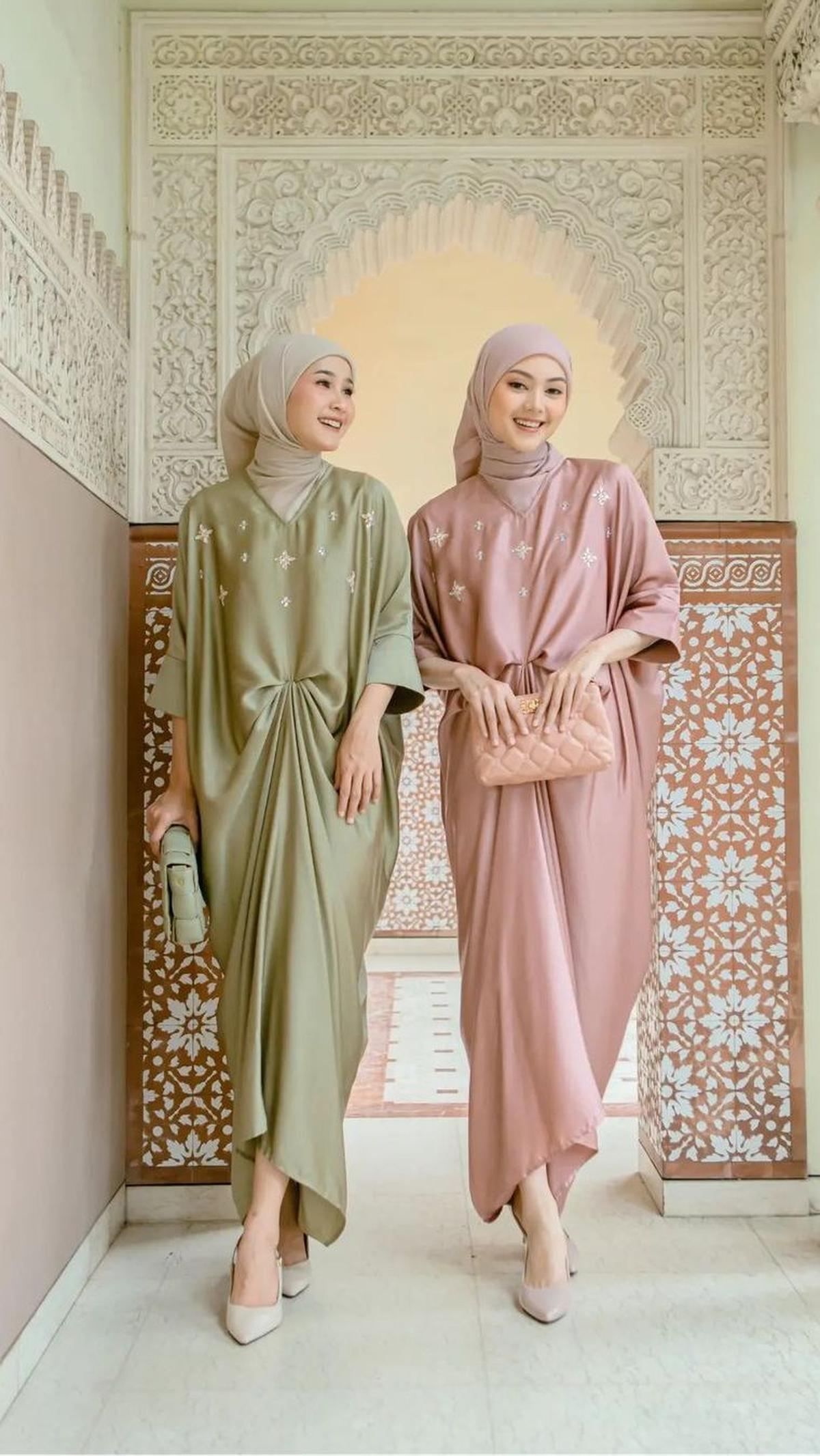 Gamis Kaftan Aqilla, Tampil Lebih Elegan