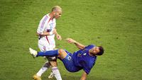 Petit Ungkap Bagaimana Zidane Seharusnya Balas Materazzi tanpa Menanduk di Final Piala Dunia 2006