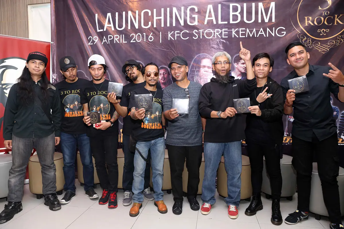 [Bintang] Launching album 3 To Rock