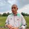 Nova Arianto saat ditemui seusai sesi latihan Timnas Indonesia U-19 di Lapangan YIS, Sleman pada Selasa (19/5/2026) sore WIB. (Bola.com/Ana Dewi)