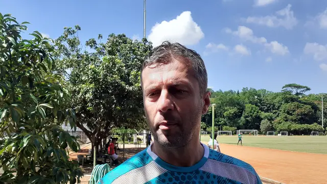 Pelatih Persib Bandung, Miljan Radovic.