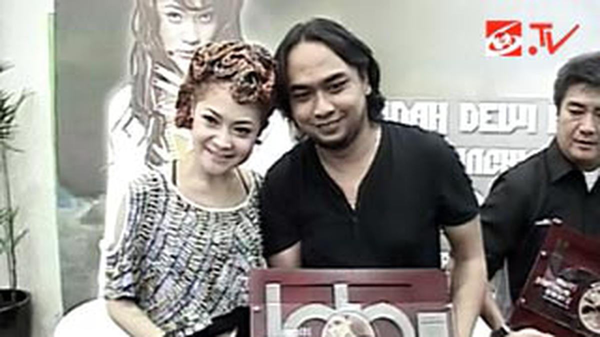 Luncurkan Album, Indah Kerahkan 3.000 Penari