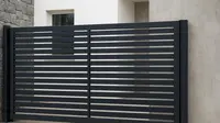 7 Model Pintu Gerbang Dorong Minimalis, Tampak Sederhana tapi Ubah Kesan Rumah Secara Drastis