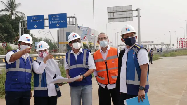 Proyek Jalan Tol.