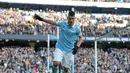 Pemain Manchester City, Sergio Aguero merayakan golnya ke gawang Aston Villa pada lanjutan Liga Inggris pekan ke-29.  (AFP/Paul Ellis)