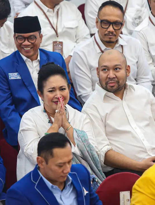 Siti Hediati Hariyadi (Titiek Soeharto) merupakan mantan istri dari Prabowo Subianto dan Didiet Hediprasetyo merupakan anak dari keduanya. (Liputan6.com/Angga Yuniar)