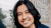 Chicco Jerikho dan Putri Marino tunjukkan kemesraan di Bali, netizen menyebut mereka pasangan favorit.