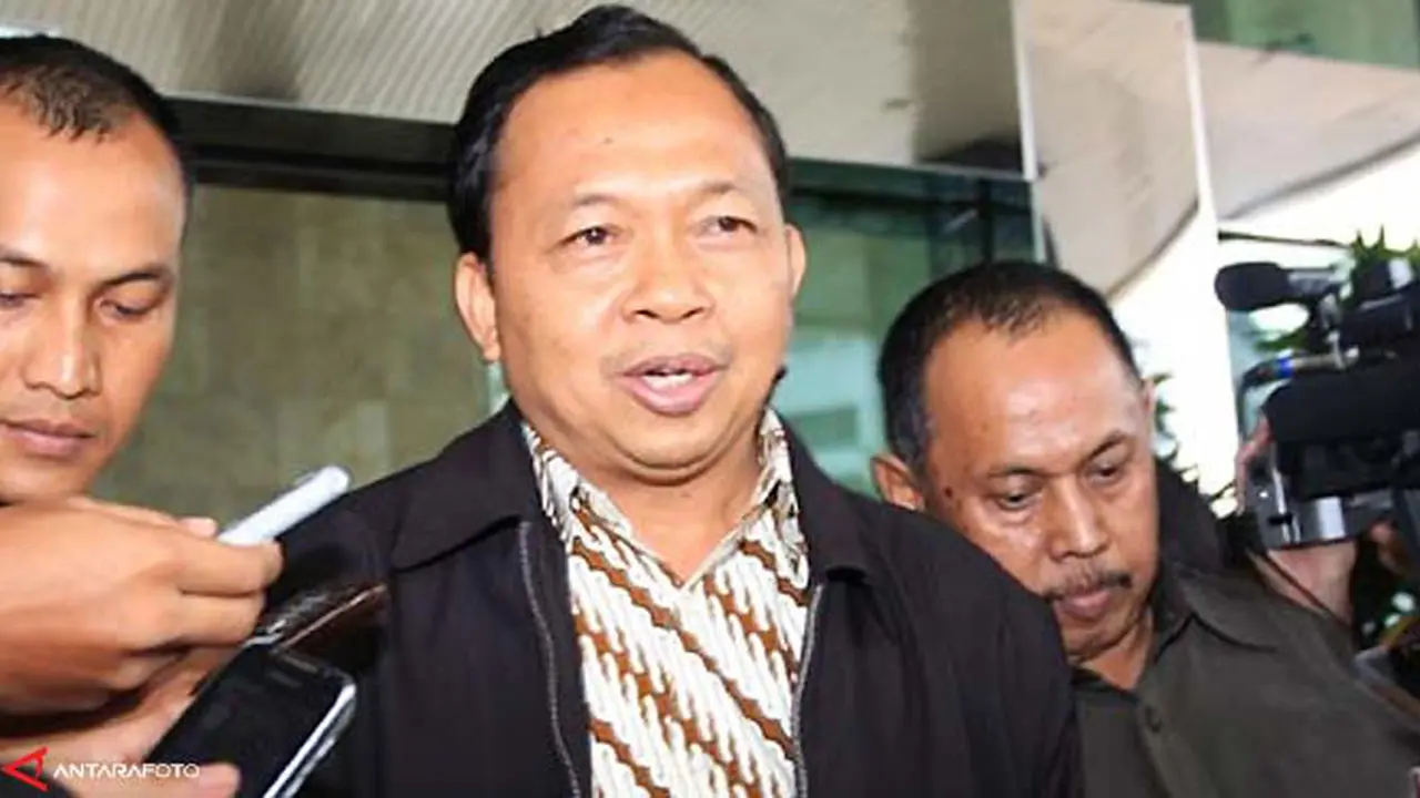 paspor-wayan121226a.jpg