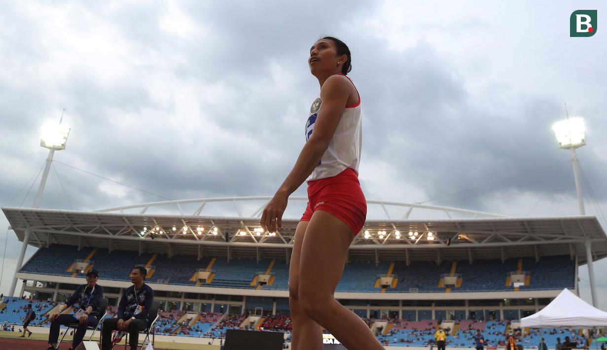 Namun, atas hasil hanya dua medali perunggu yang diraihnya di SEA Games 2021 Vietnam, ia tetap bersyukur kepada Tuhan yang telah memberinya kesehatan dan kelancaran untuk melakukan perlombaan. (Bola.com/Ikhwan Yanuar)