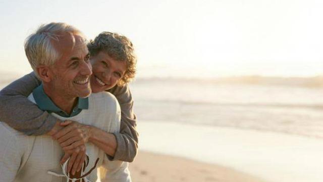 Ilustrasi lansia bahagia