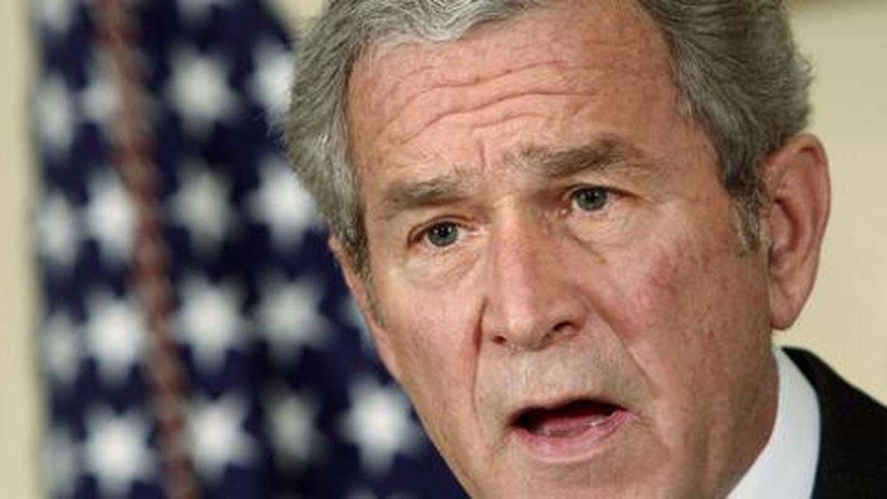 Foto bugil George W Bush beredar di Internet