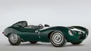 Jaguar D-Type (Rp320 Miliar): Mobil balap khusus Le Mans ini hanya dibuat 71 unit termasuk model XKSS yang merupakan sebuah mobil jalan raya dari D-Type. Desainnya yang cantik serta mody berkelir British Racing Green membuatnya tampil elegan, mewah, namun tetap aerodinamis khas mobil balap. (Source: jaguarheritage.com)