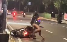 Polisi Tangkap Pria Bugil Mengamuk di Lenteng Agung, Dipastikan Bukan ODGJ