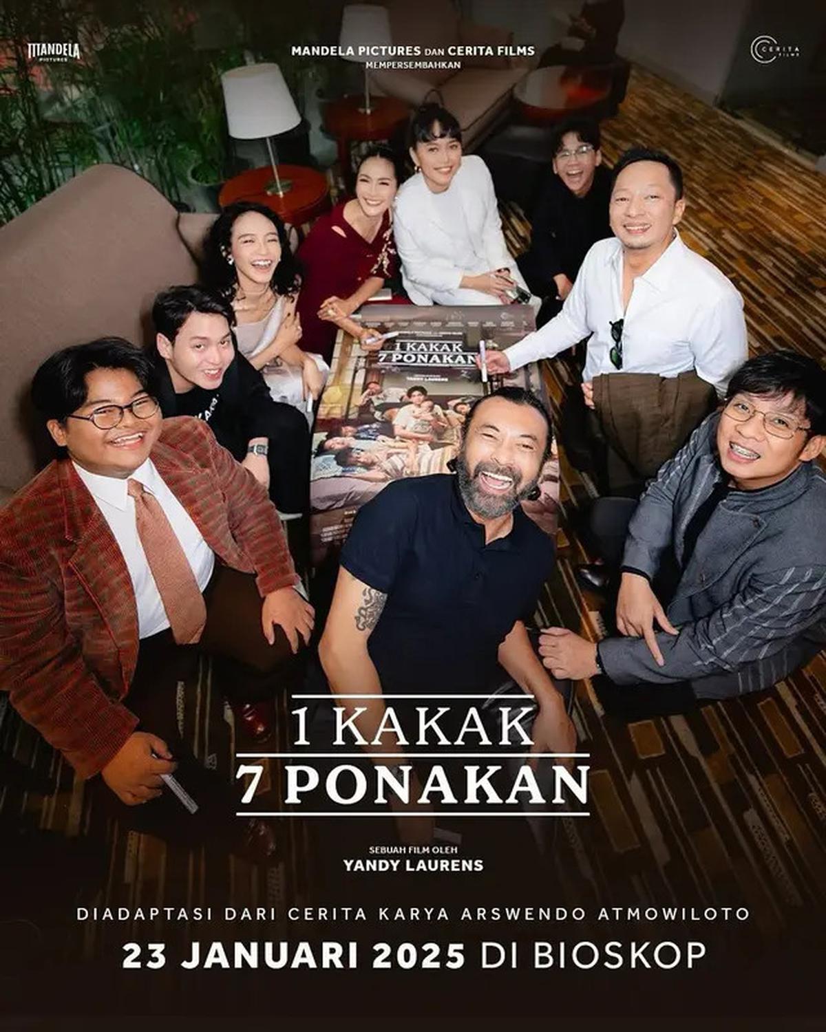 7 Potret Gala Premiere Film 1 Kakak 7 Ponakan, Para Pemain Tampil Elegan