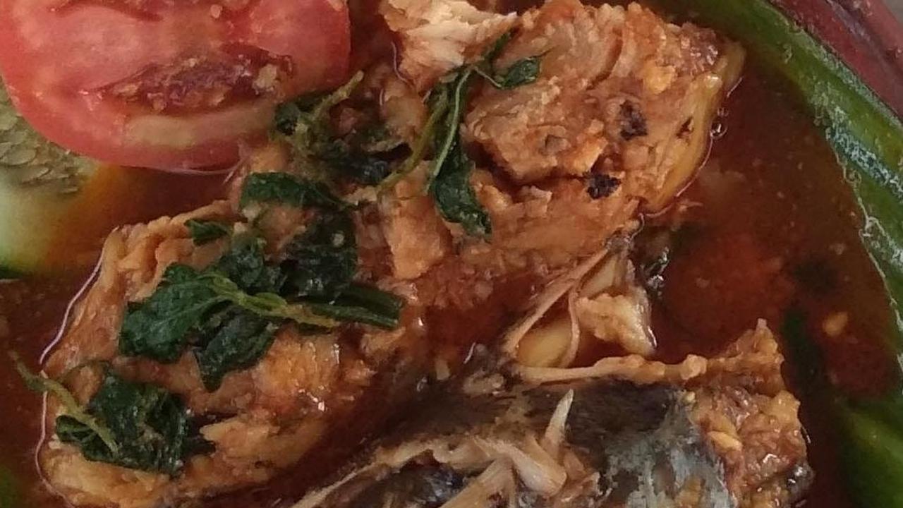 Mencicipi Brekecek Pathak Jahan, Kuliner Kepala Ikan Khas Cilacap yang Unik dan Langka