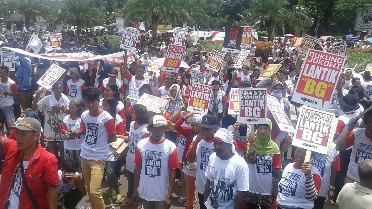 Massa Pendukung Budi Gunawan Ancam Masuki Istana
