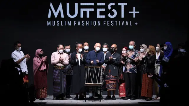 Menteri Koperasi dan UKM Teten Masduki dalam Pameran Muffest+ ke-7 yang digelar pada 21-23 April 2022 di Jakarta dengan melibatkan 300 brand lokal.