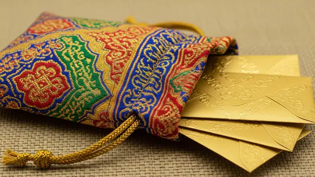 Model Amplop Lebaran Pouch Serut yang Cantik dan Antimainstream/Gemini AI