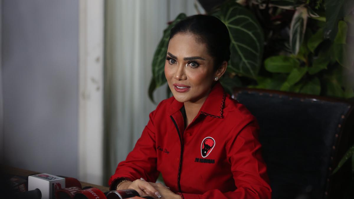 Kris Dayanti Ungkap Kenangan Terakhir Bersama Guruh Soekarnoputra