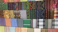 Keindahan tradisi dan budaya khas Lombok sudah mendunia, termasuk kain tenunnya. Apa yang membuat kain tenun Lombok ini istimewa? 