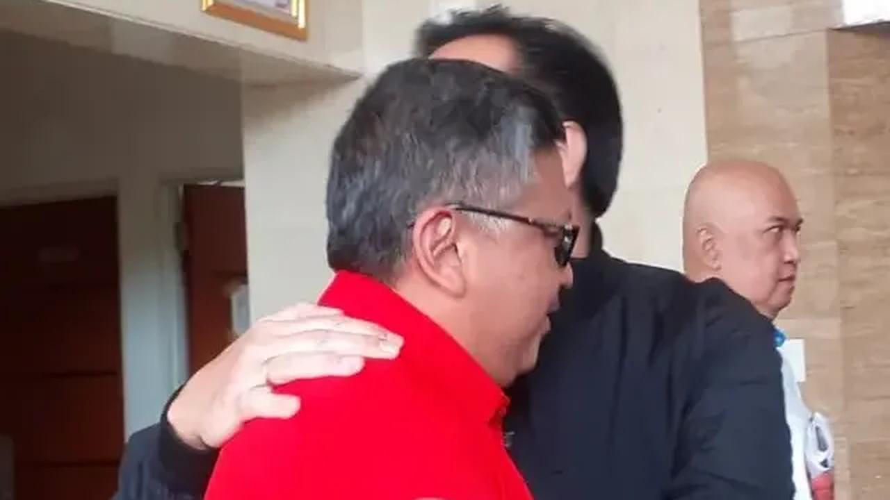 Sekretaris Jenderal DPP PDI Perjuangan (PDIP) Hasto Kristiyanto memastikan, pihaknya sudah memberikan tugas khusus kepada kader seniornya, Effendi Simbolon.