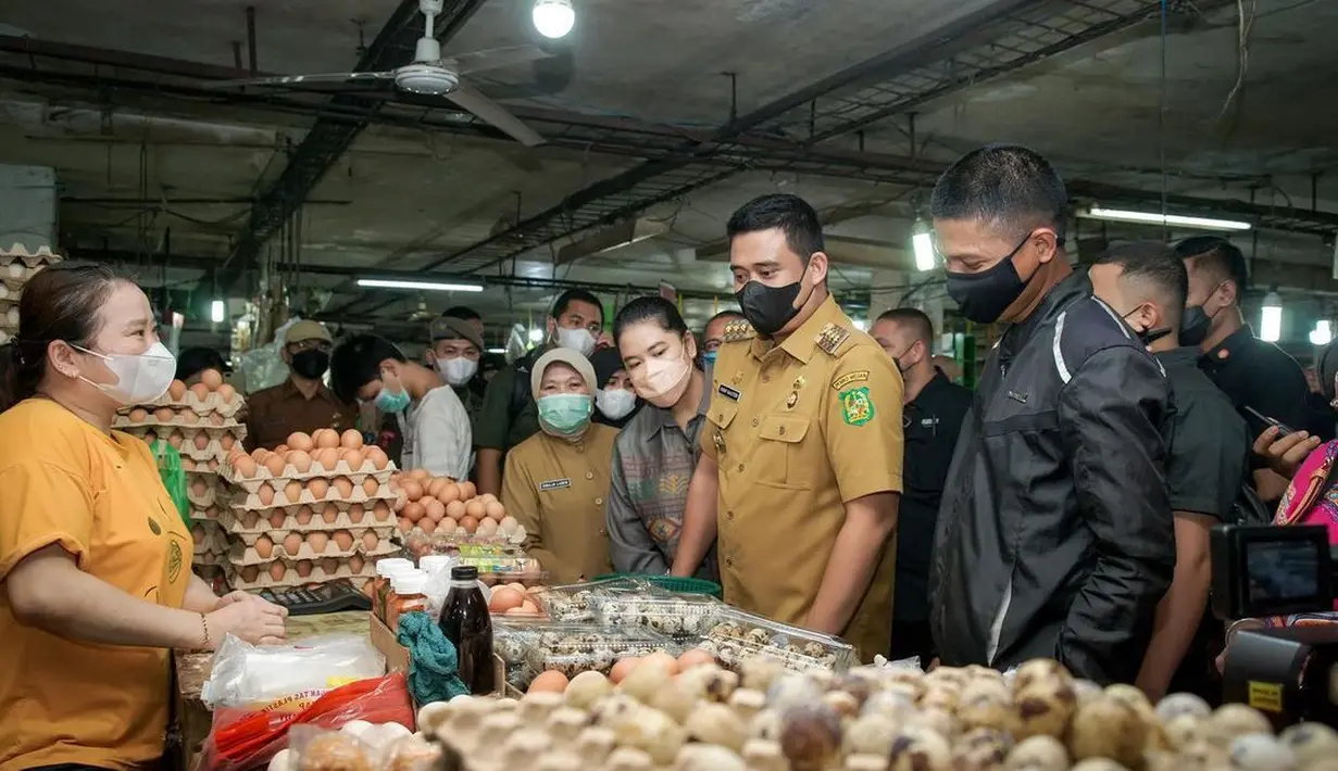 Kahiyang Ayu ke Pasar Petisah (Instagram/ayanggkahiyang)