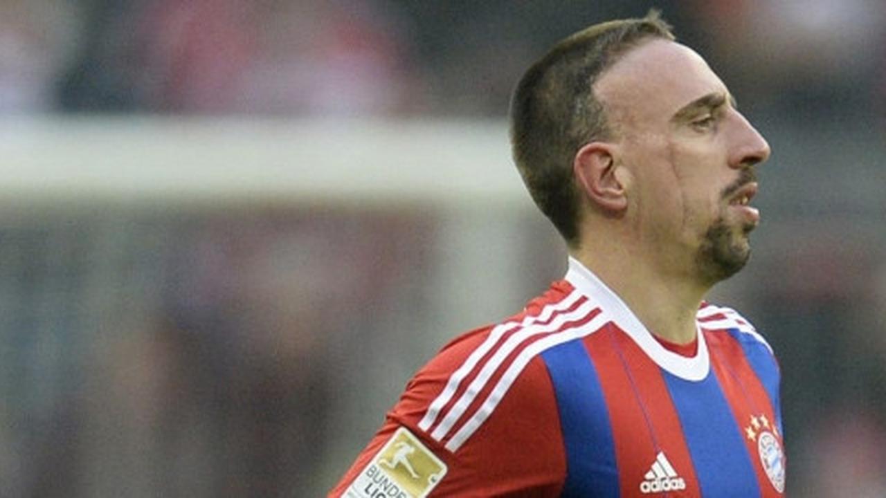 Abramovich minta Chelsea segera beli Ribery