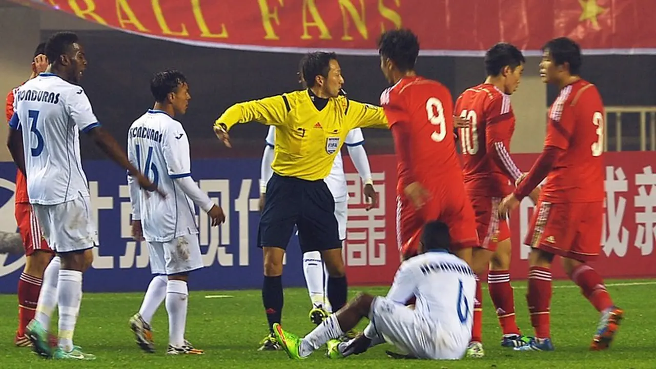Wasit Iida Jumpei