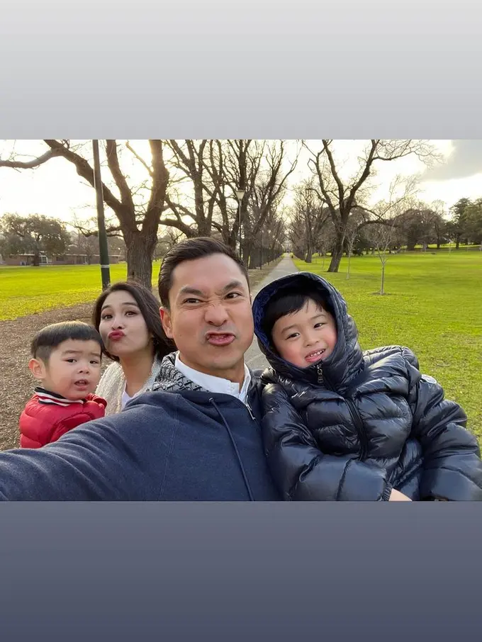 Bersama Mertua, Ini 6 Potret Sandra Dewi Liburan ke Australia