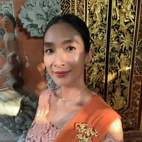 Potret Happy Salma (Sumber: Instagram/@happysalma)