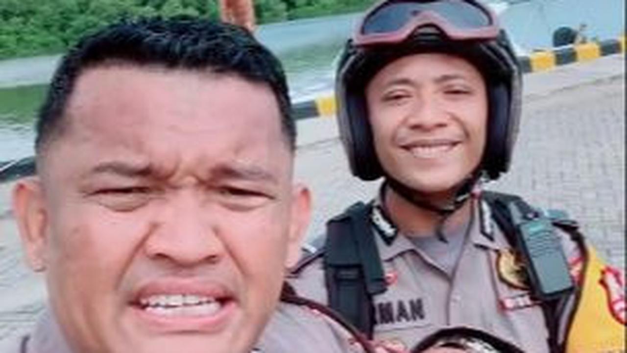 Mendapatkan pertanyaan yang tak biasa, Ambarita langsung menyerahkannya kepada Ipda Herman atau akrab disapa Pak Bhabin.<br>