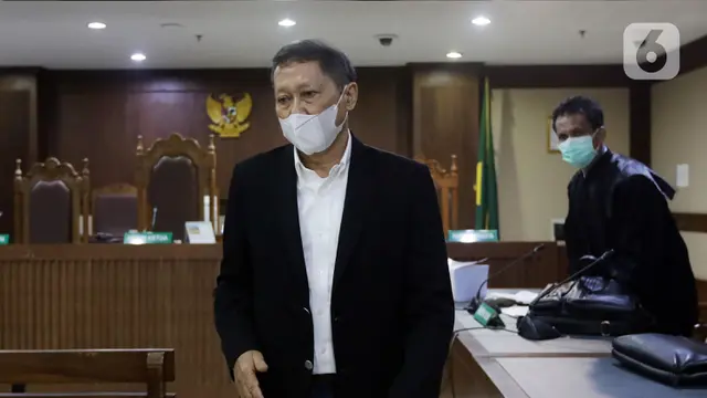 FOTO: Kasus QCC Pelindo, RJ Lino Dituntut 6 Tahun Penjara