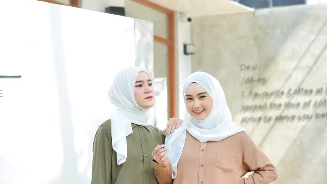 Tampilan Minimalis dan Tetap Stylish Bagi Para Hijabers