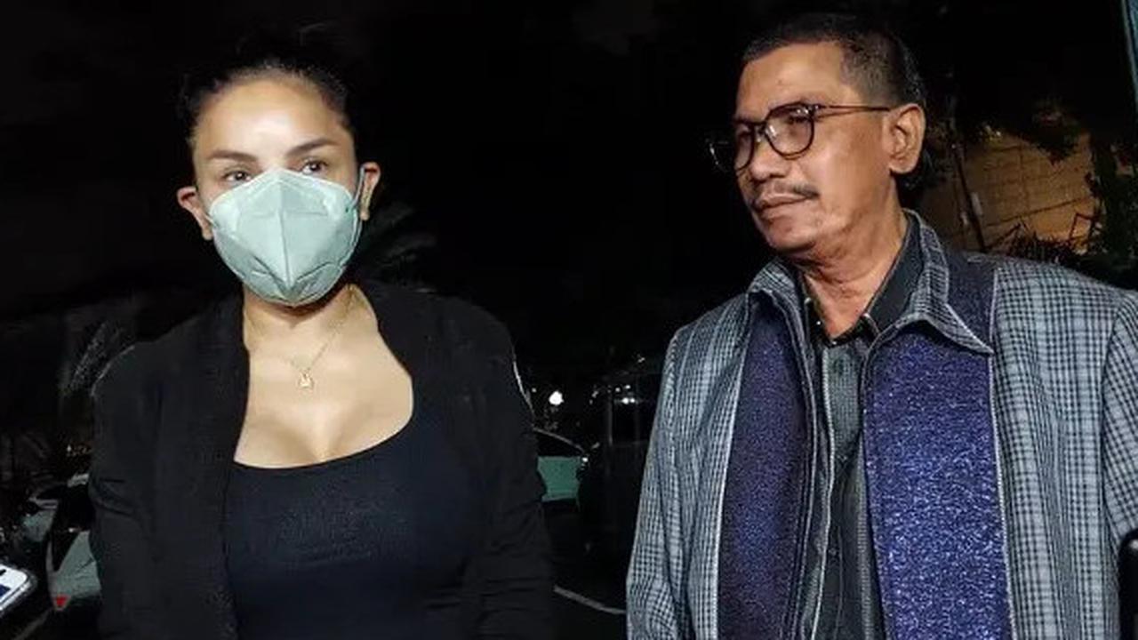 Nikita Mirzani Jemput Paksa Lolly dari Apartemen, Melaney Ricardo: Naluri Seorang Ibu itu Unik