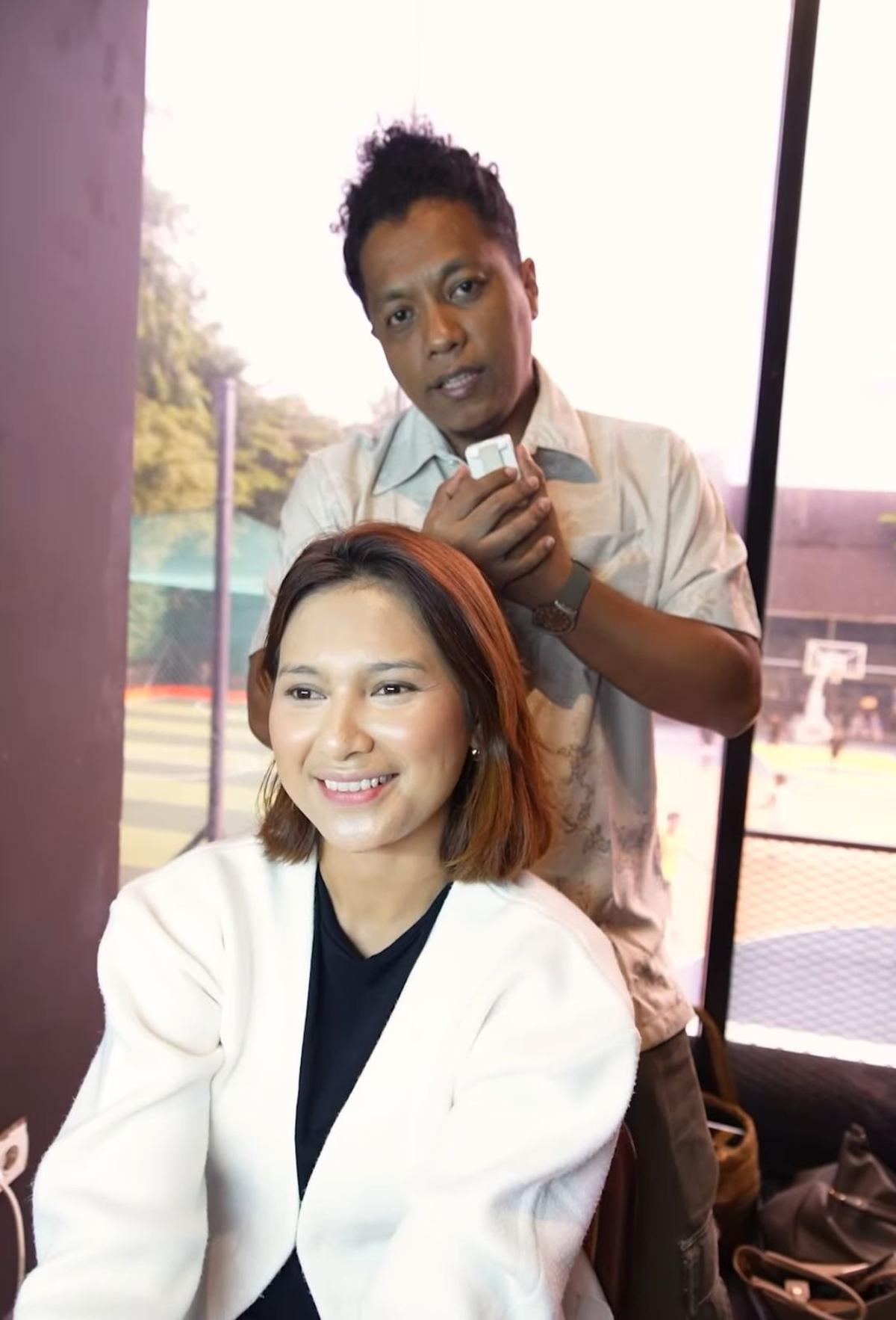 Debut Fashion Show Bareng, Indah Permatasari dan Arie Kriting Tampil Serasi di Runway
