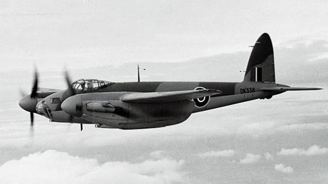 Pesawat tempur yang terbuat dari kayu DH.98 Mosquito. (Doc: Canadian Forces)