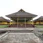 Potret Istana Kesultanan (Kerajaan) Sintang, Istana Al Mukaromah Kesultanan Kota Sintang. (dok. kebudayaan.kemdikbud.go.id)