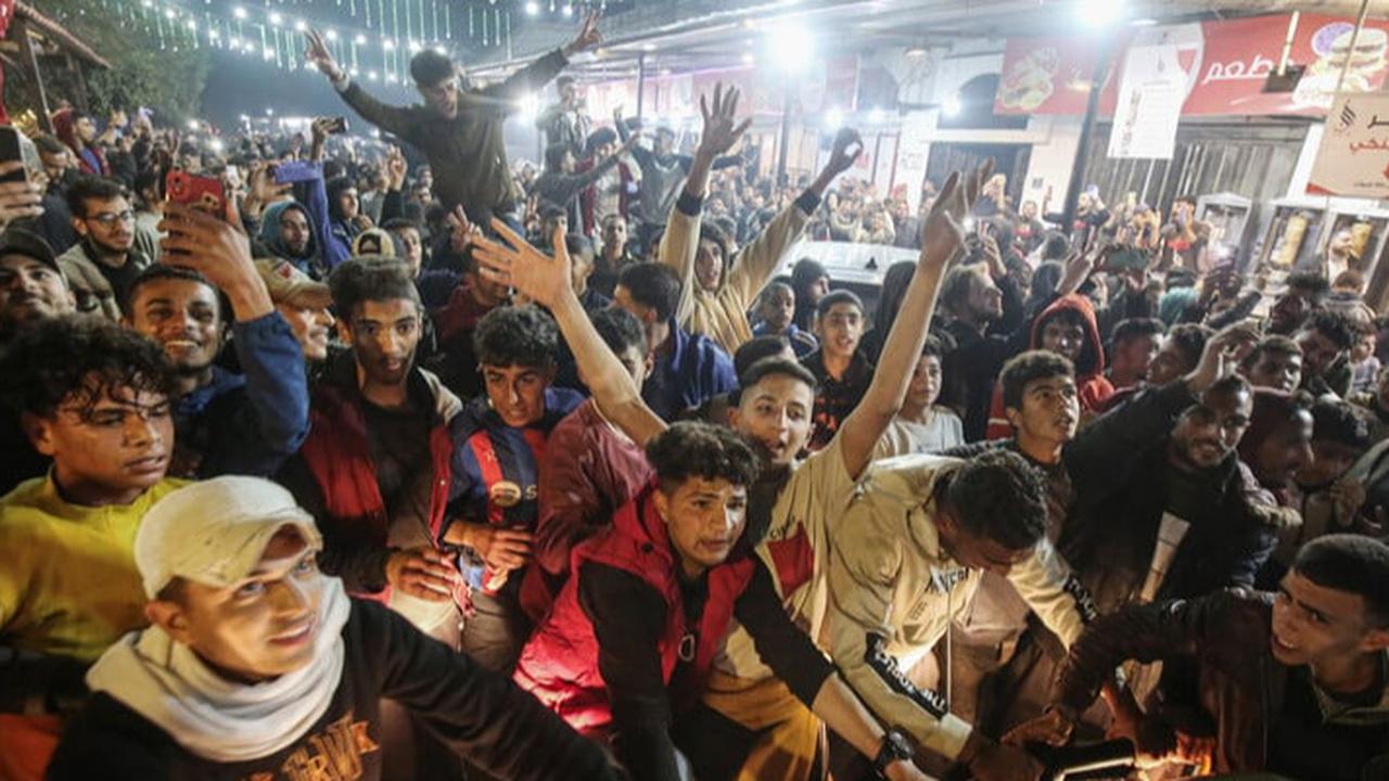 Ini Poin-Poin Penting Kesepakatan Gencatan Senjata Israel-Hamas, 600 Truk Bantuan Kemanusiaan Akan Masuk ke Gaza