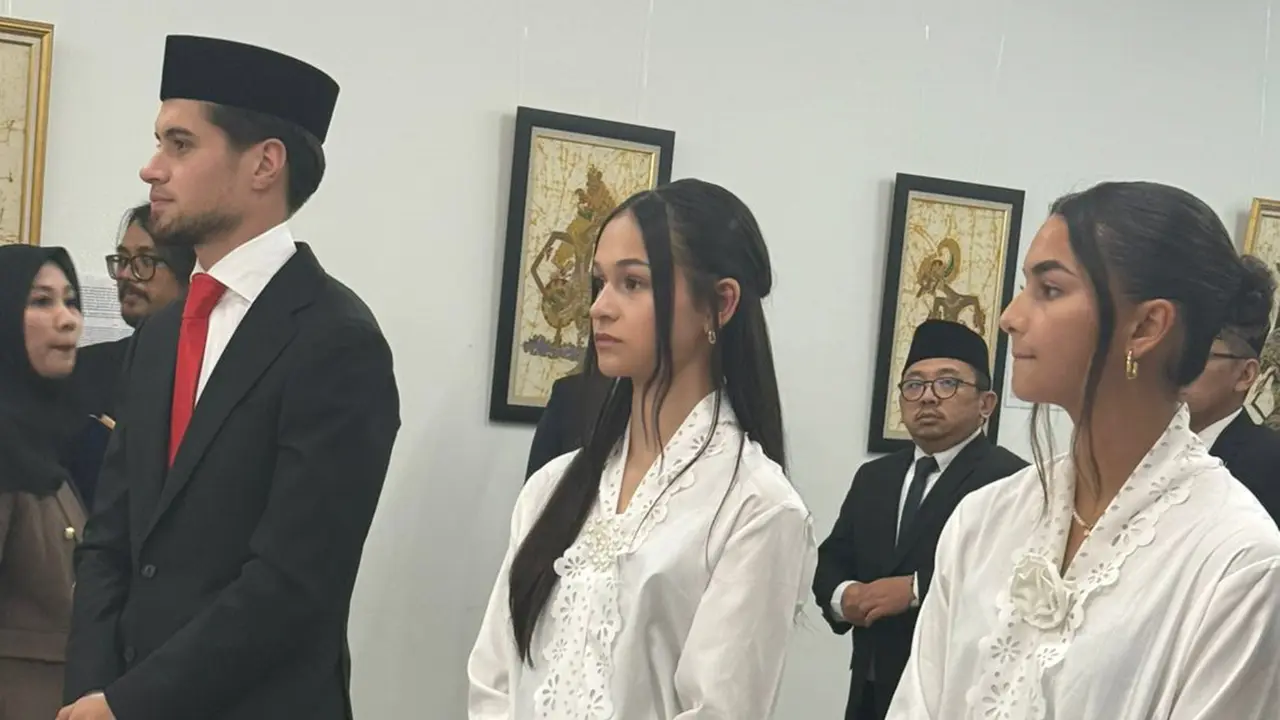 Foto: Suasana Khidmat saat Kevin Diks Diambil Sumpah Menjadi WNI, Siap Bela Timnas Indonesia