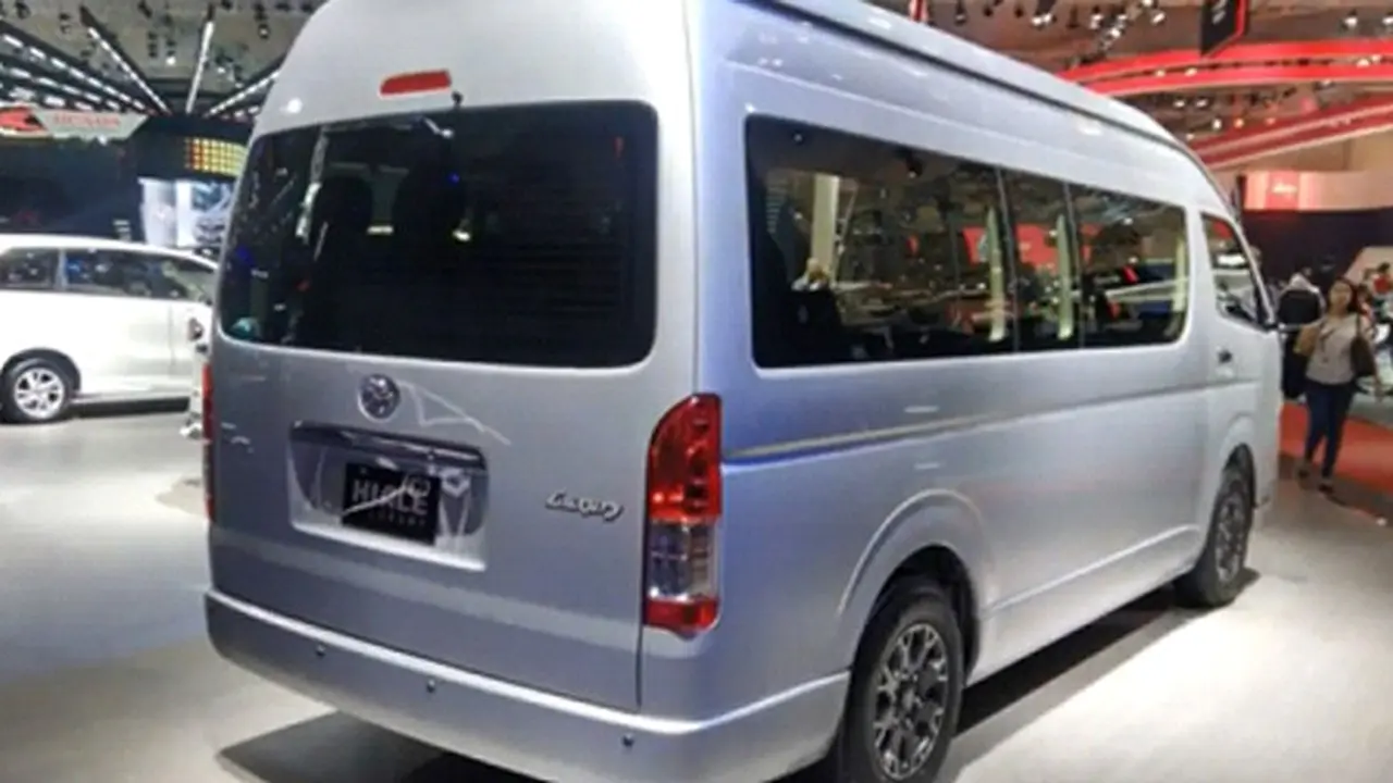 Toyota Hiace