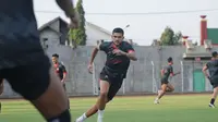 Pemain asing baru Madura United, Junior Brandao, sudah bergabung bersama rekan-rekannya. (Bola.com/Dok. Madura United)