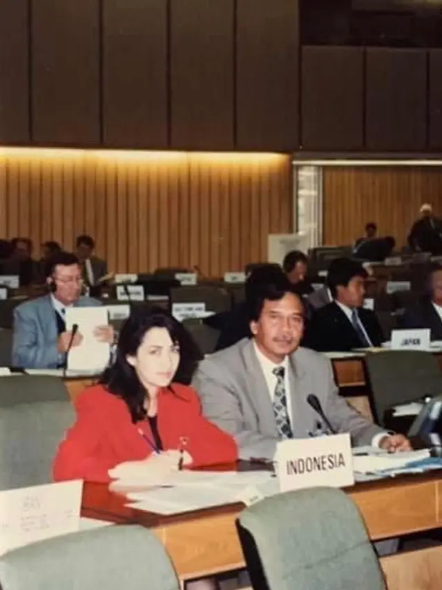 Shirley Malinton, Warkop Lady yang cerdas dan jadi diplomat (Instagram/shirleymalintonreal)