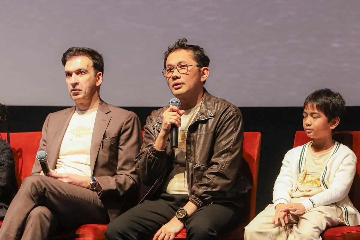 Manoj Punjabi dan Hanung Bramantyo. (Foto: Dok. MD PIctures)