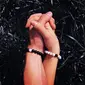 Distance Bracelets, gelang untuk pasangan yang menjalani LDR. (dok.Instagram @bsd.id/https://www.instagram.com/p/BoeGZMABDEz/Henry