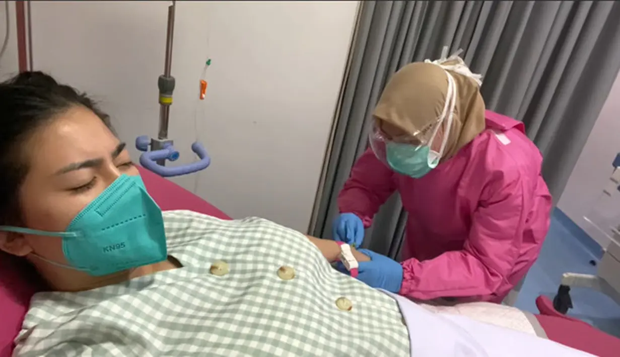 10 Potret Felicya Angelista (Youtube/FELITOgether Official)