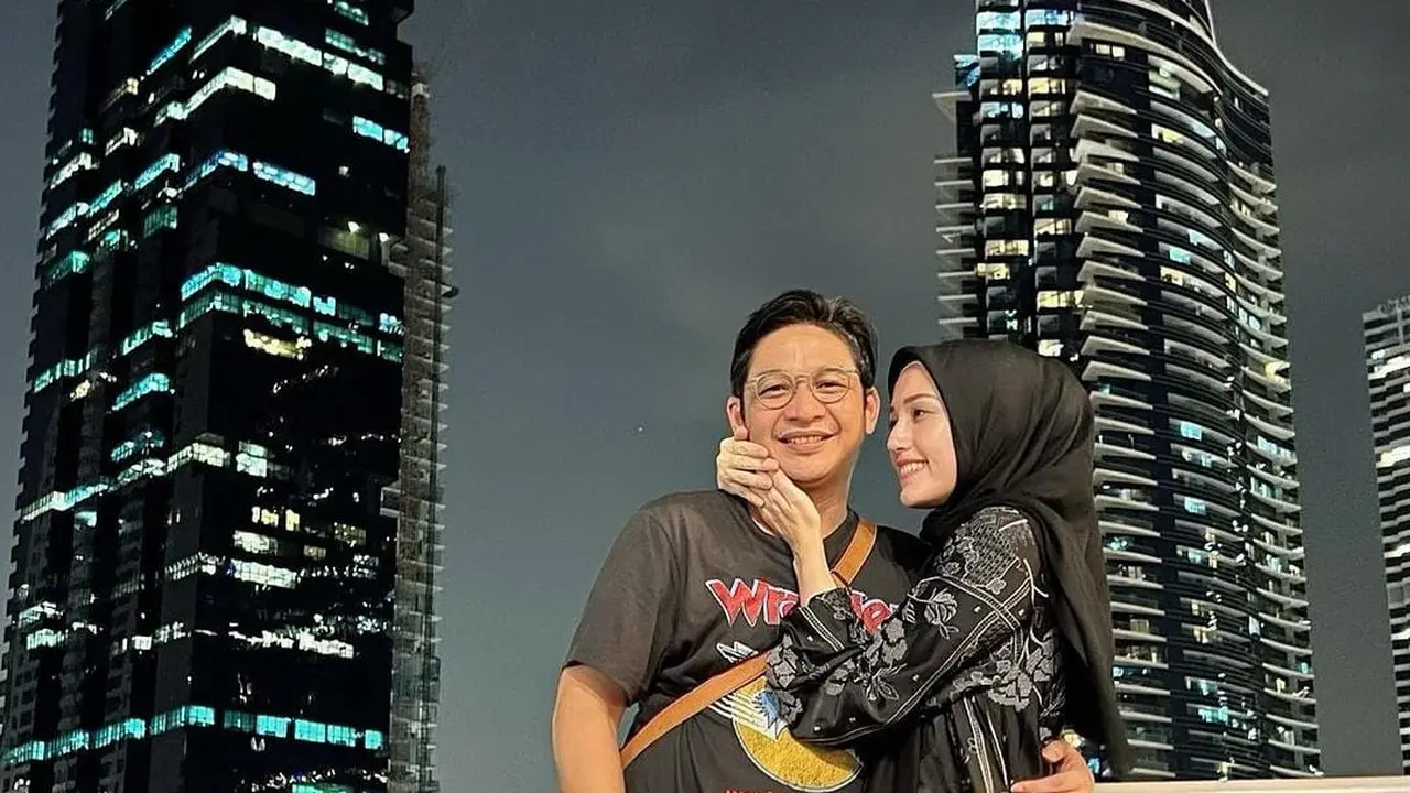 Potret Mesra Pasha Ungu dan Adelia Pasha
