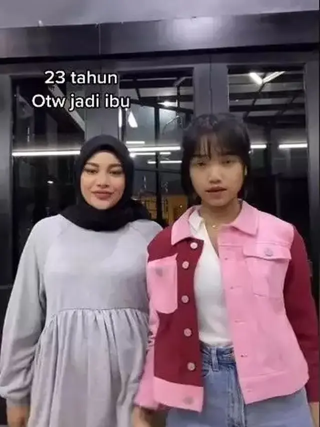 Aurel Hermansyah dan Fuji