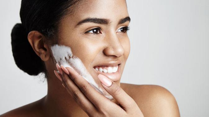 Ini Jurus Ampuh Melakukan Eksfoliasi pada Kulit Wajah